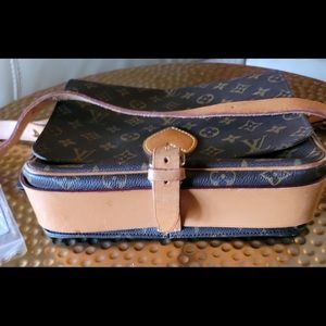 checkered sling bolsa